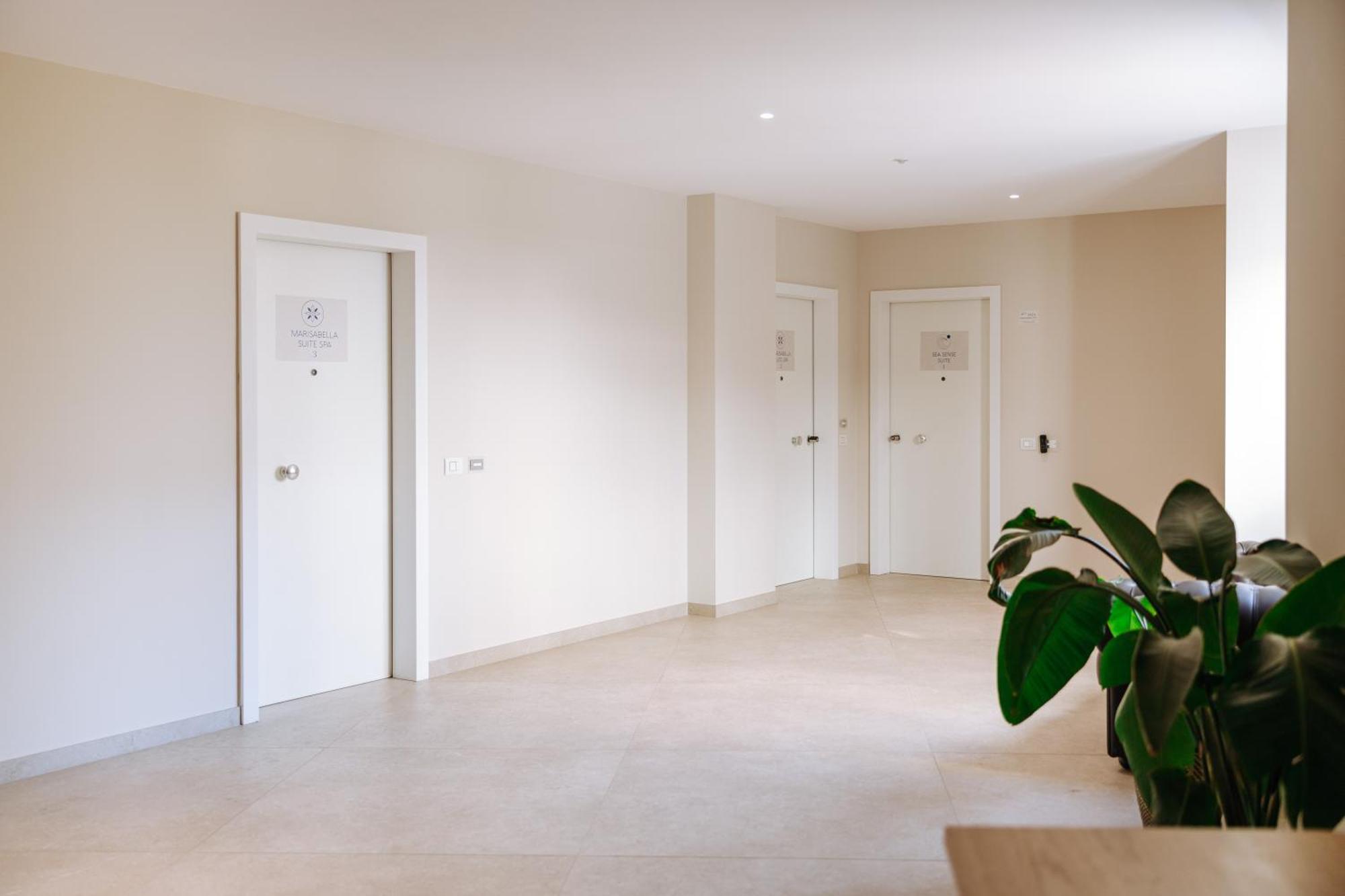 Sea Sense Suite 1 巴里 外观 照片